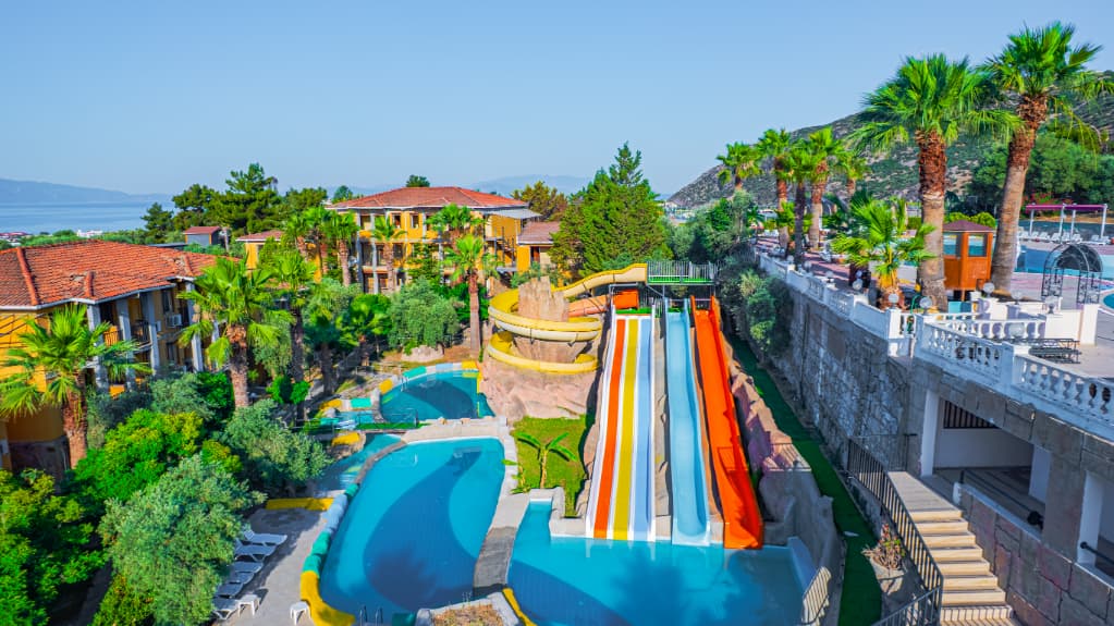 Sahara Aqua Resort - 365